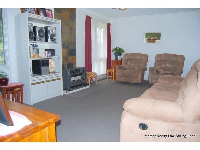 8 O’Sullivan Drive, Camillo WA 6111