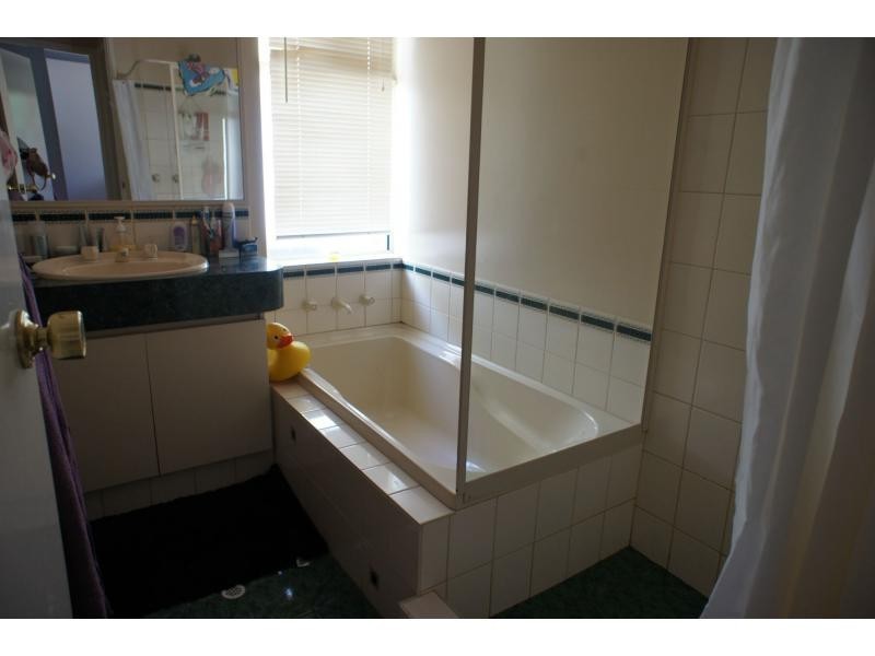 106 BERKLEY Road, Marangaroo WA 6064