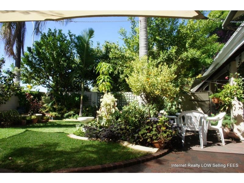 4/4 MONASH Avenue, Nedlands WA 6009