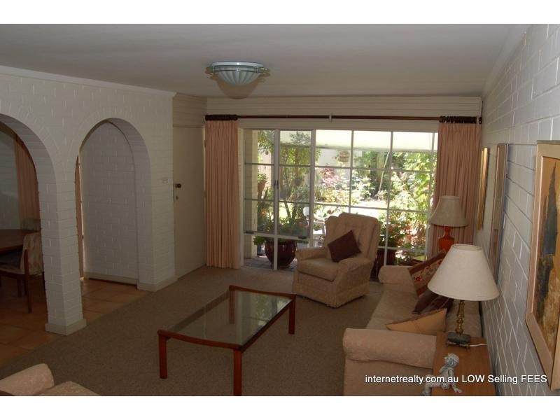 4/4 MONASH Avenue, Nedlands WA 6009