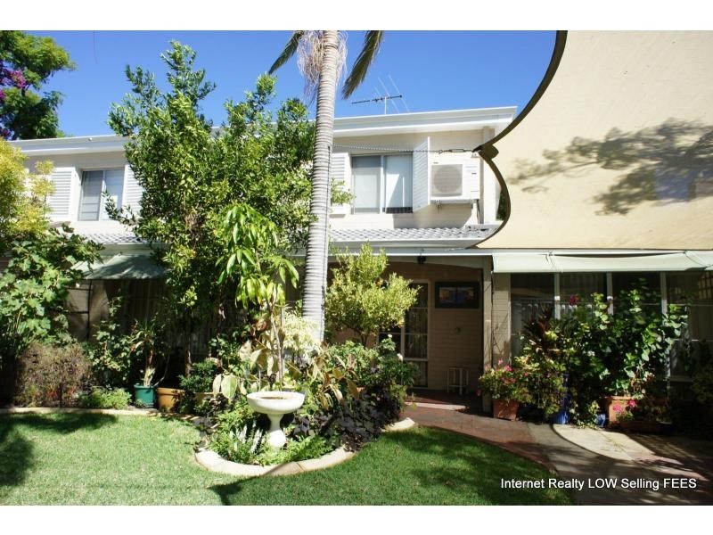 4/4 MONASH Avenue, Nedlands WA 6009