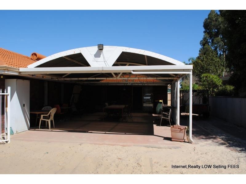 756 GREAT NORTHERN Highway, Herne Hill WA 6056