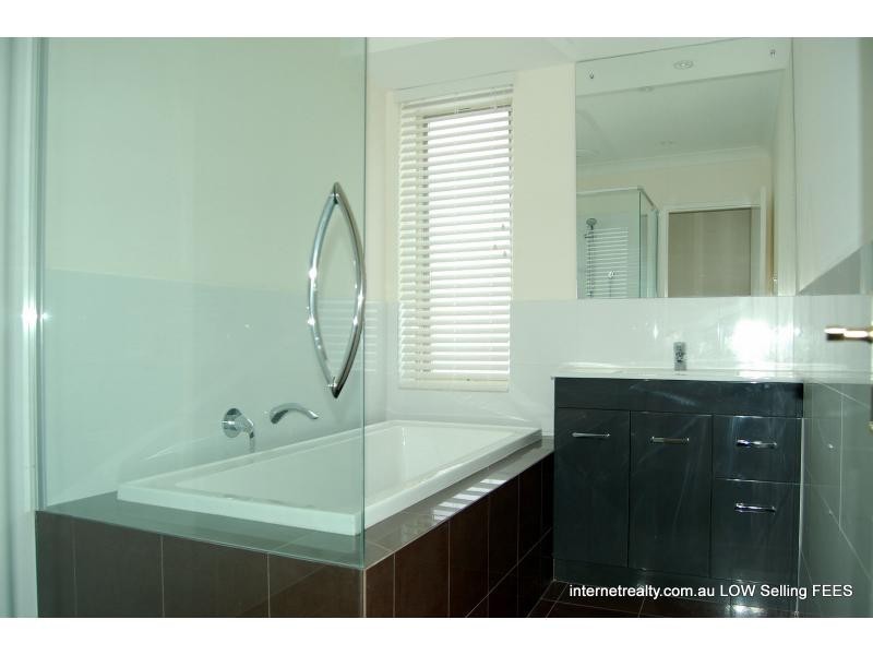 33 Peppermint Drive, Greenwood WA 6024