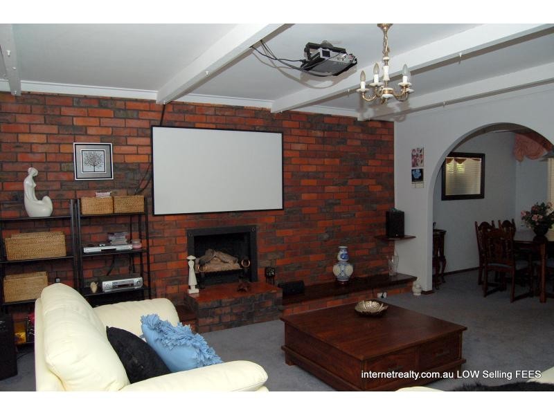 5 Chenard Street, Carine WA 6020