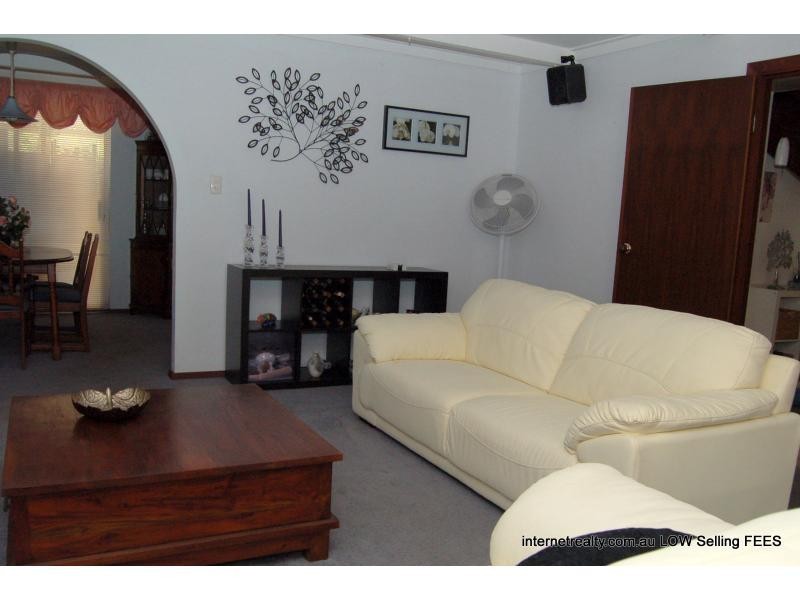 5 Chenard Street, Carine WA 6020