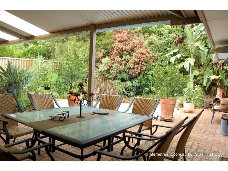 5 Chenard Street, Carine WA 6020