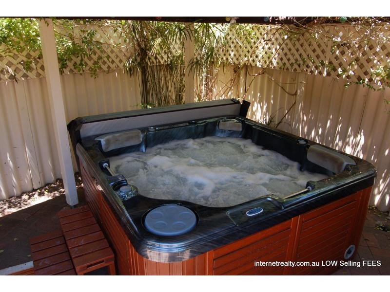 12 Partlet Road, Duncraig WA 6023