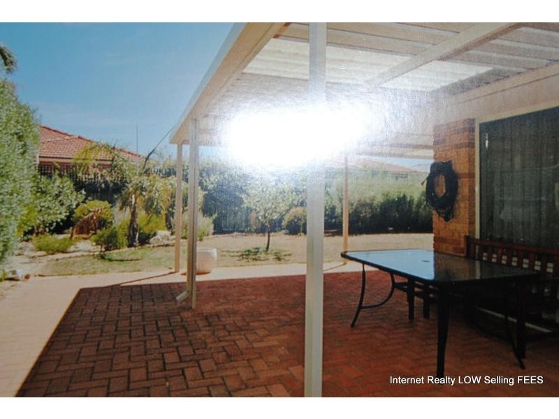 15 Mersin Drive, Mindarie WA 6030