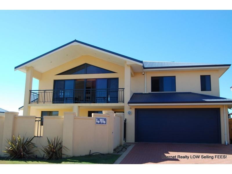 494 Shenton Avenue, Iluka WA 6028