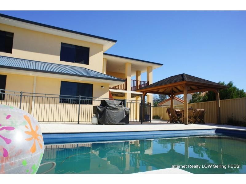 494 Shenton Avenue, Iluka WA 6028