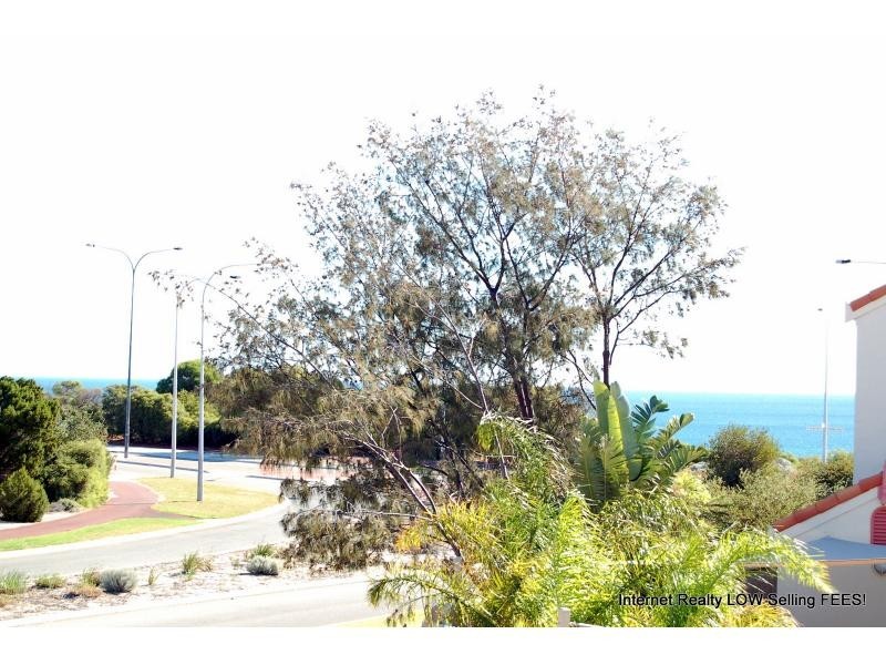 494 Shenton Avenue, Iluka WA 6028