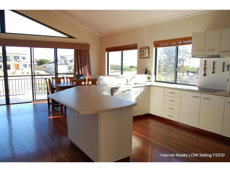 494 Shenton Avenue, Iluka WA 6028