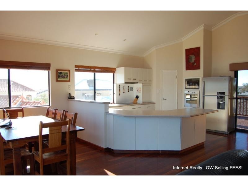 494 Shenton Avenue, Iluka WA 6028