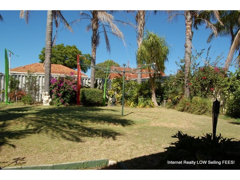 176 Balga Avenue, Balga WA 6061