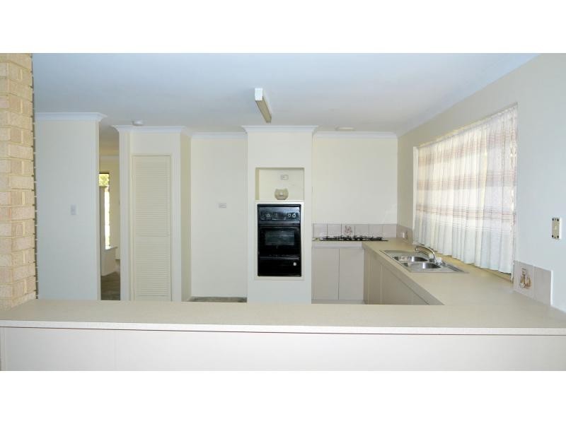 87 Tijuana Road, Brookdale WA 6112