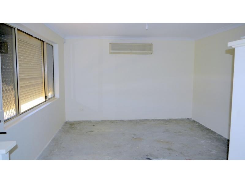 87 Tijuana Road, Brookdale WA 6112