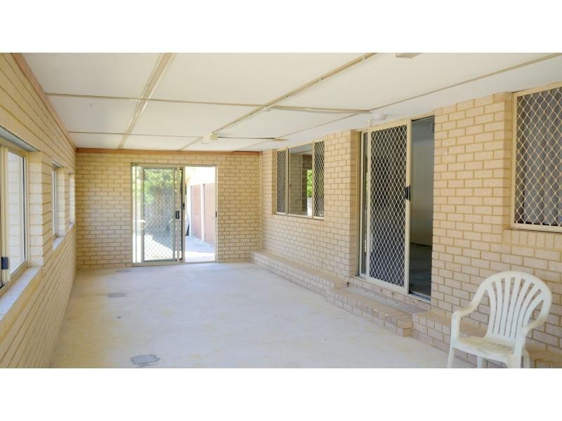 87 Tijuana Road, Brookdale WA 6112