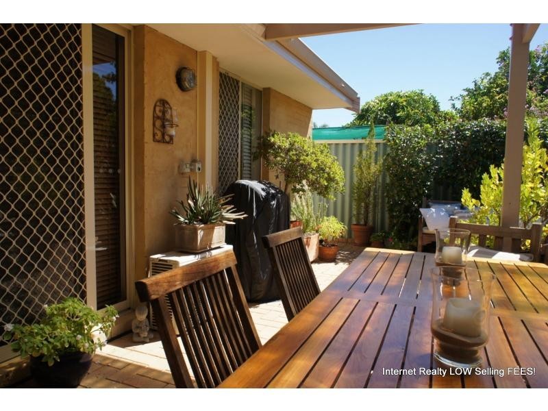 Villa 2/28 Fletcher Street, Applecross WA 6153
