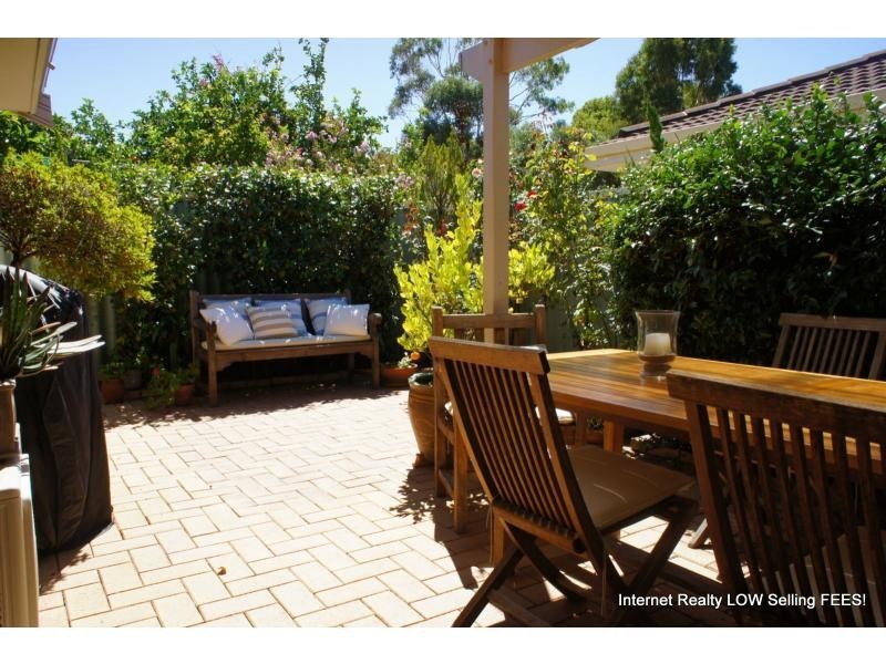 Villa 2/28 Fletcher Street, Applecross WA 6153