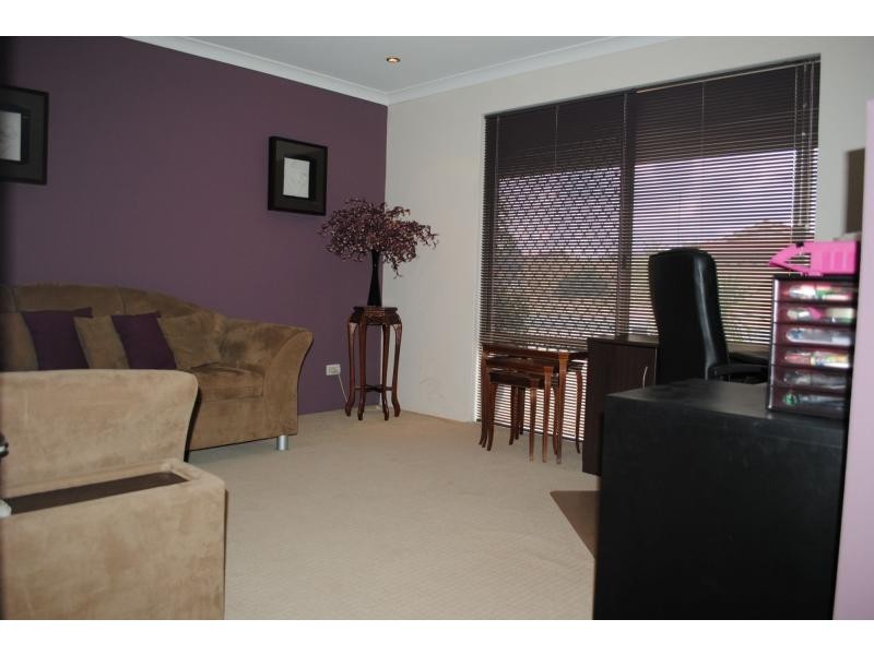 22 Gaby Way, Marangaroo WA 6064