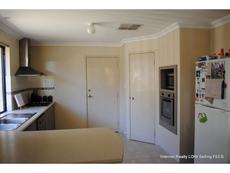 1 Odiham Way, Butler WA 6036
