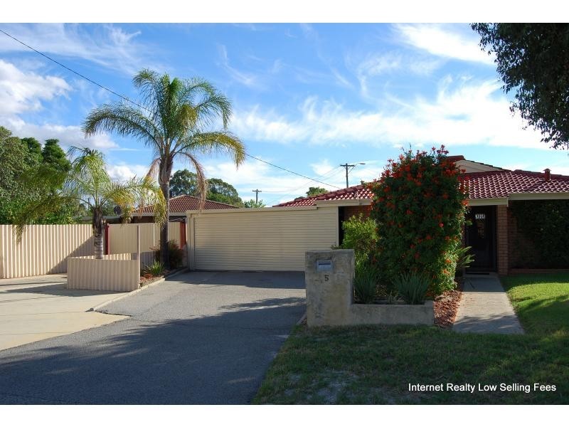 5 Dollis Way, Camillo WA 6111