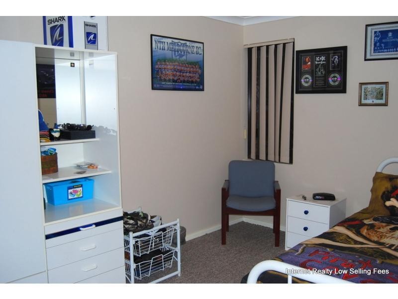5 Dollis Way, Camillo WA 6111