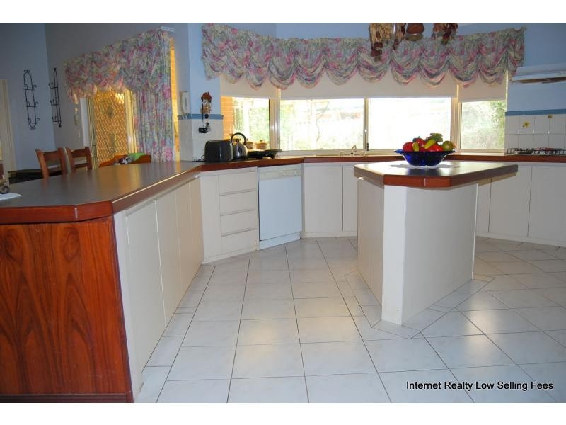 22 Fairmount Close, ST PAUL ESTATE, Bibra Lake WA 6163