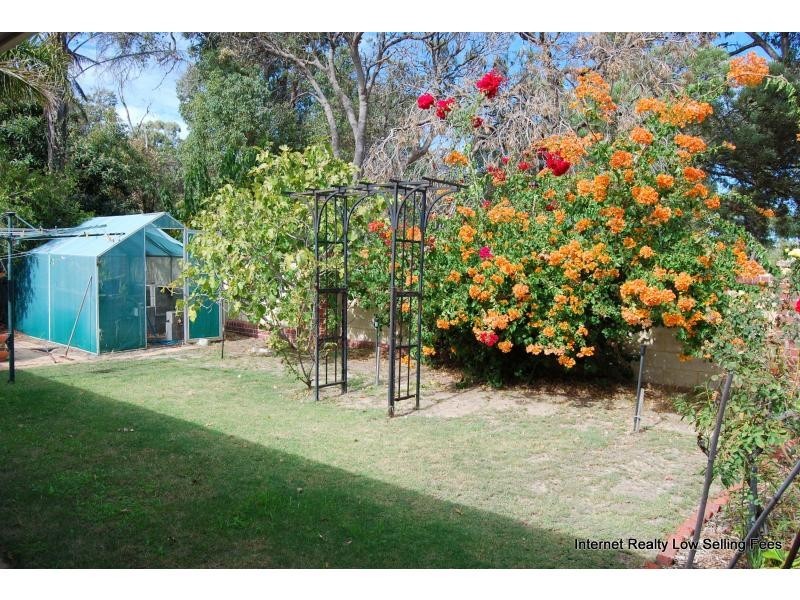 22 Fairmount Close, ST PAUL ESTATE, Bibra Lake WA 6163