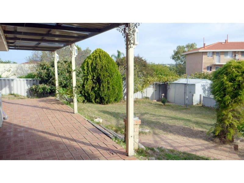 8 Mainstone Place, Hamilton Hill WA 6163