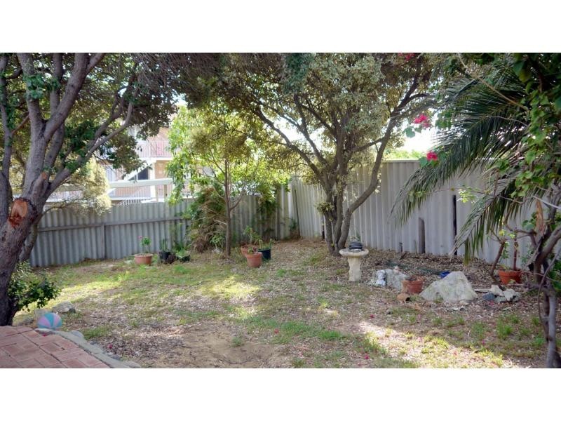 8 Mainstone Place, Hamilton Hill WA 6163