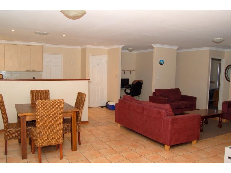 88 ARCHER Street, Pearsall WA 6065