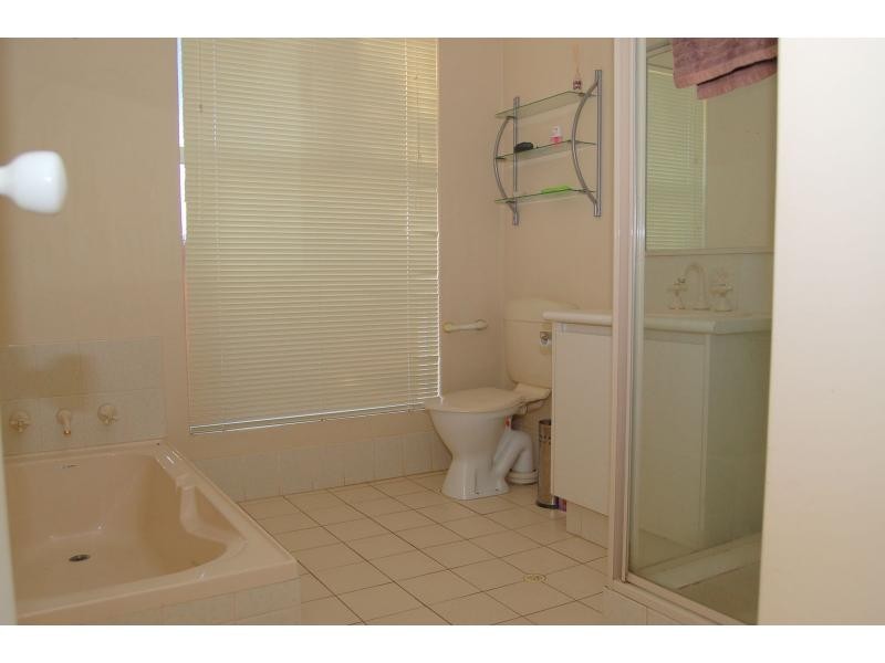 88 ARCHER Street, Pearsall WA 6065