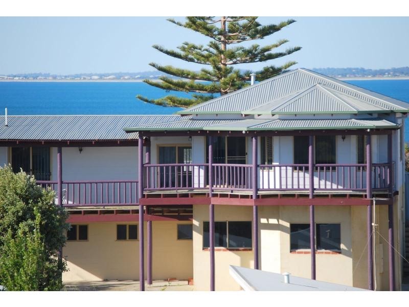 22b Valley Road, Halls Head WA 6210