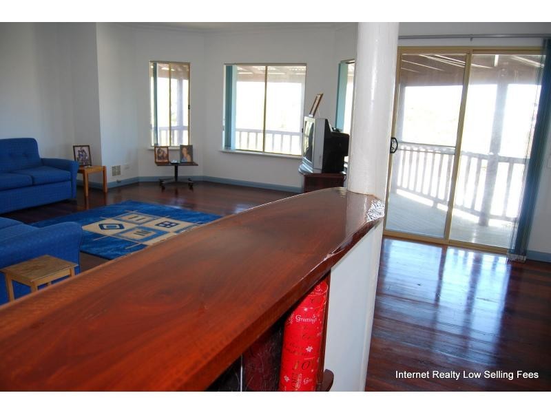 22b Valley Road, Halls Head WA 6210