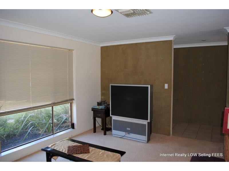 3 Thaxted Place, Swan View WA 6056