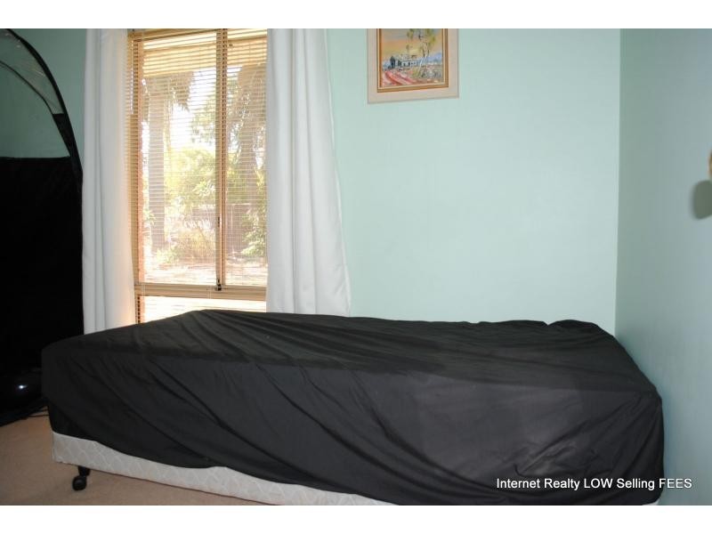 3 Thaxted Place, Swan View WA 6056