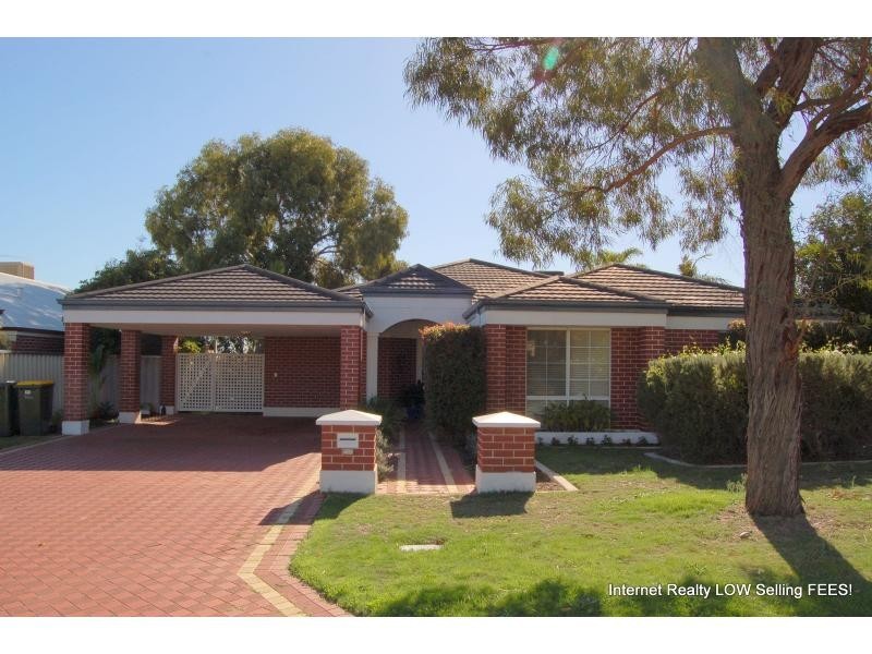 68 Carwoola Circle, Carramar WA 6031