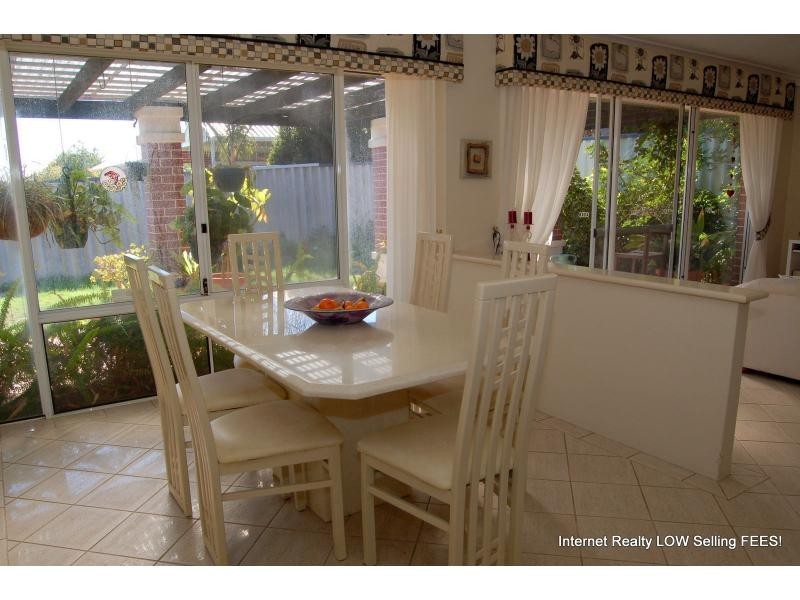 68 Carwoola Circle, Carramar WA 6031