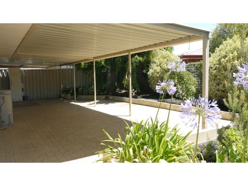 B/24 Manberry Way, Yangebup WA 6164