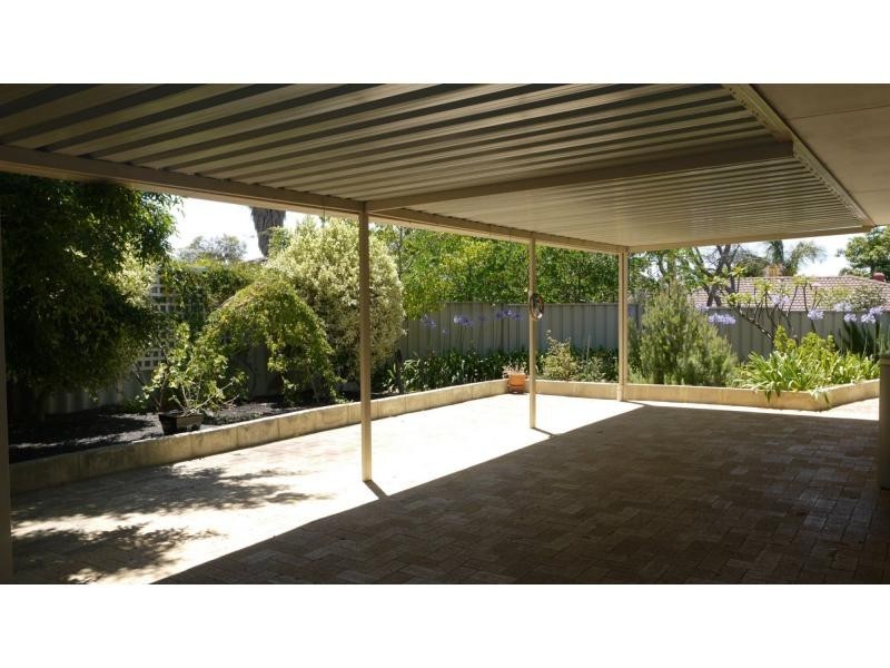 B/24 Manberry Way, Yangebup WA 6164