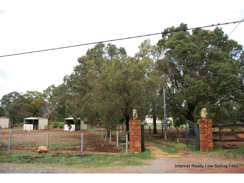 3 Tower Road, Roleystone WA 6111