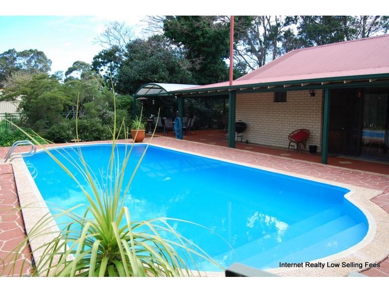 3 Tower Road, Roleystone WA 6111