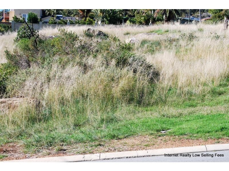 69 West Terrace, Kalamunda WA 6076