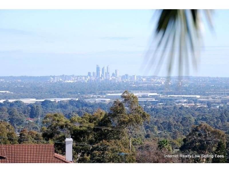 69 West Terrace, Kalamunda WA 6076