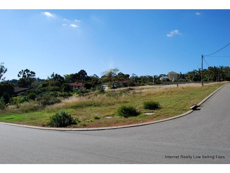 69 West Terrace, Kalamunda WA 6076