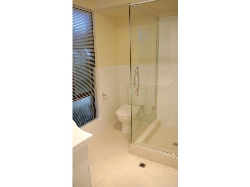 5 Cadogan Street, Kingsley WA 6026