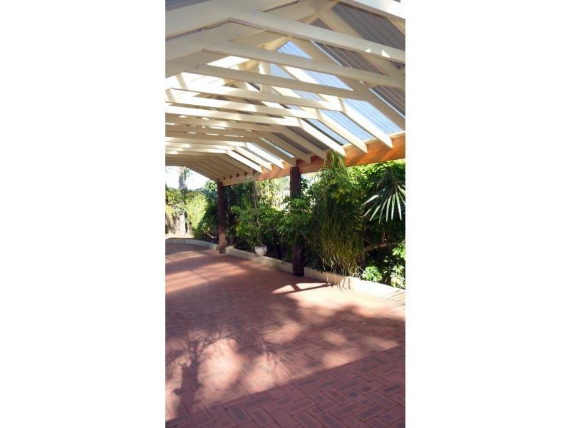 5 Cadogan Street, Kingsley WA 6026