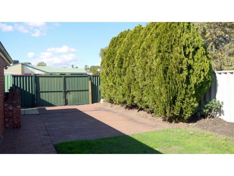 5 Cadogan Street, Kingsley WA 6026