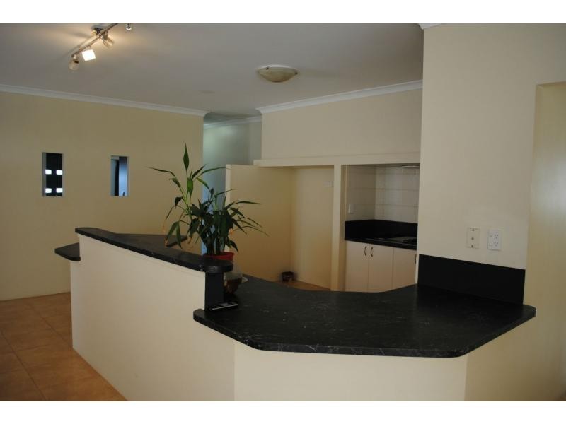 251 Santa Barbara Parade, Jindalee WA 6036